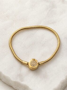 Pandora Moments Sparkling Crown O Snake Chain Bracelet 14K Gold Plated ALE